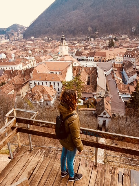 Brașov, Roumanie: Quand la Vieille Ville Devient un Art de Vivre