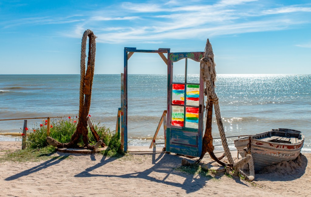 Vama Veche : La Perle Bohème de la Mer Noire