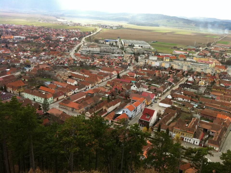 Râșnov Fortress: The Medieval Citadel Near Brasov